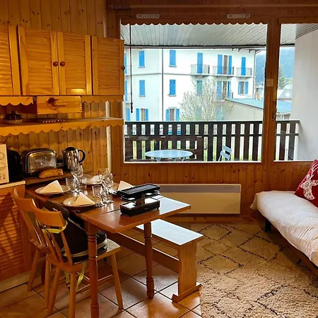 Center Near The Slopes Apartman *